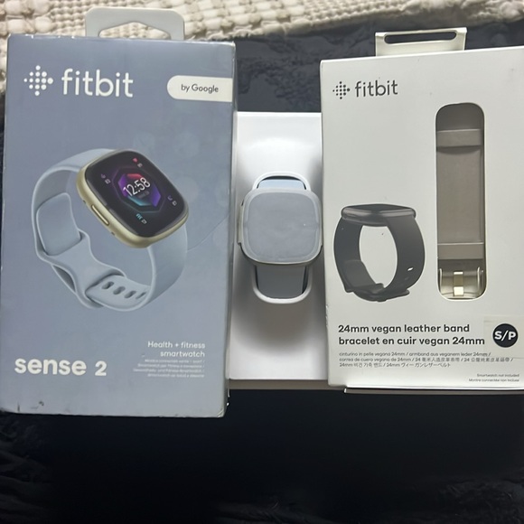 Fitbit sense 2 BNIB see pictures. Charging cable has been opened but not used. - Picture 4 of 4